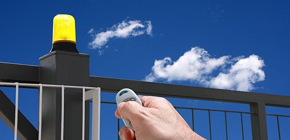 Dépannage rapide de votre porte de garage par Atlantic Volet Roulant